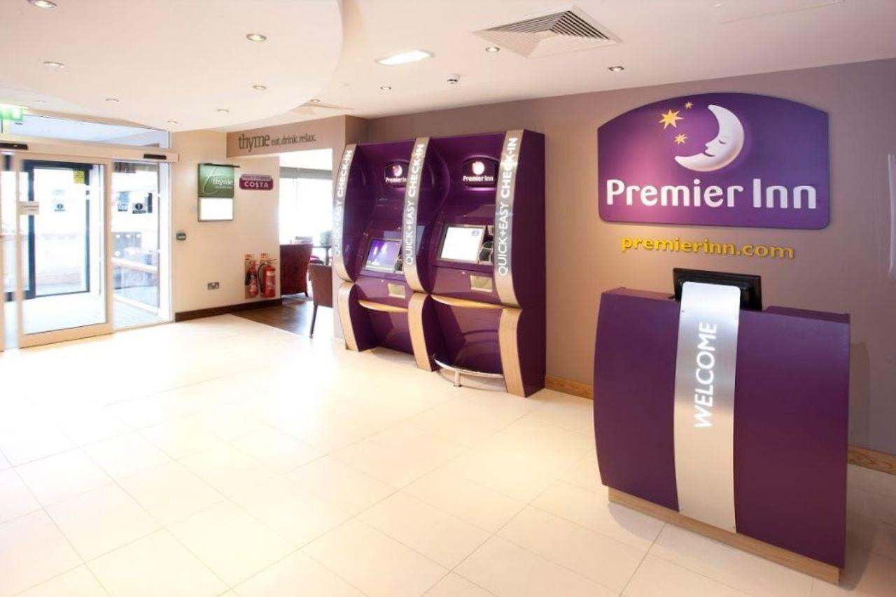 Premier Inn Inverness Centre - River Ness Buitenkant foto