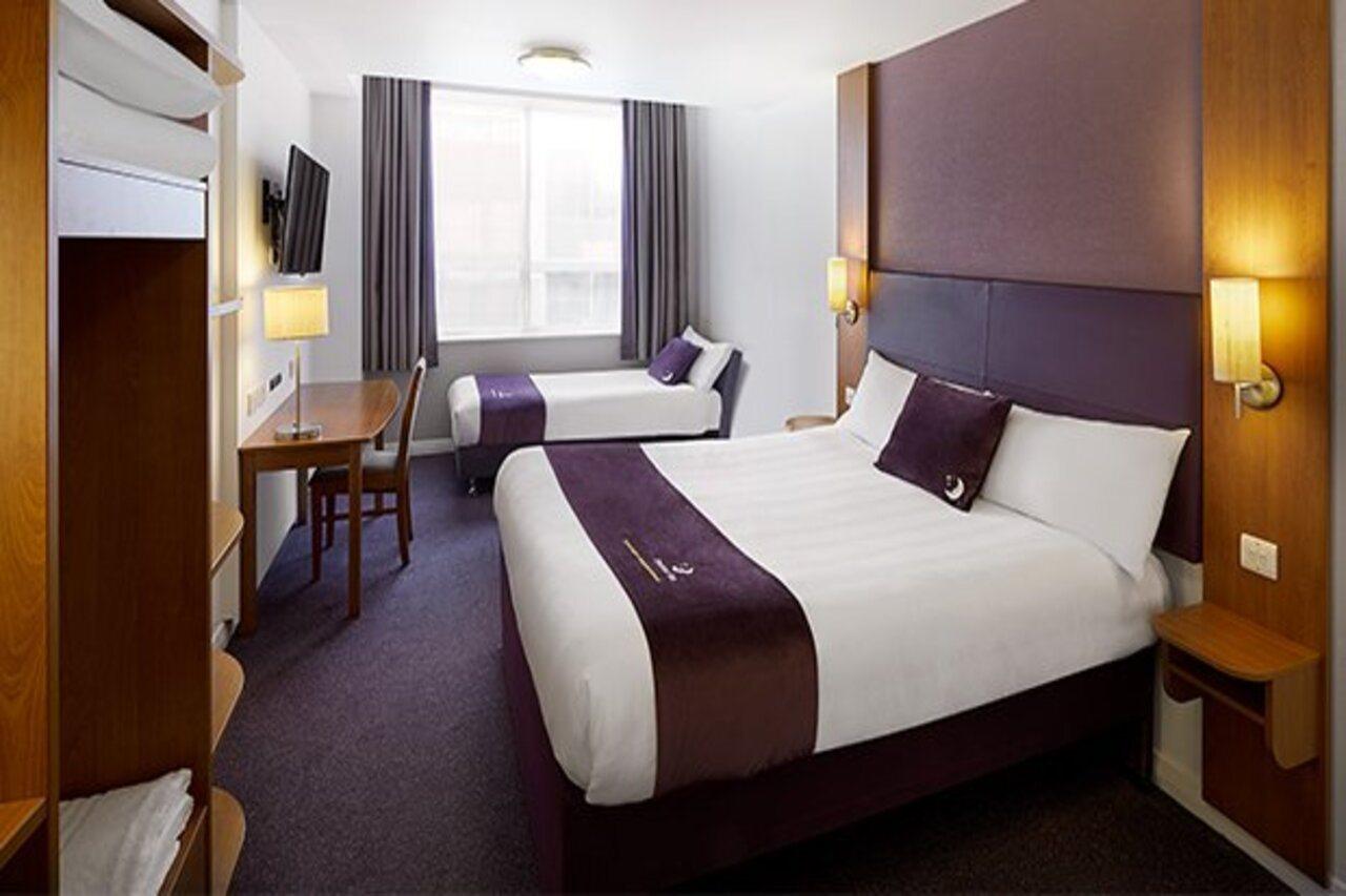 Premier Inn Inverness Centre - River Ness Buitenkant foto