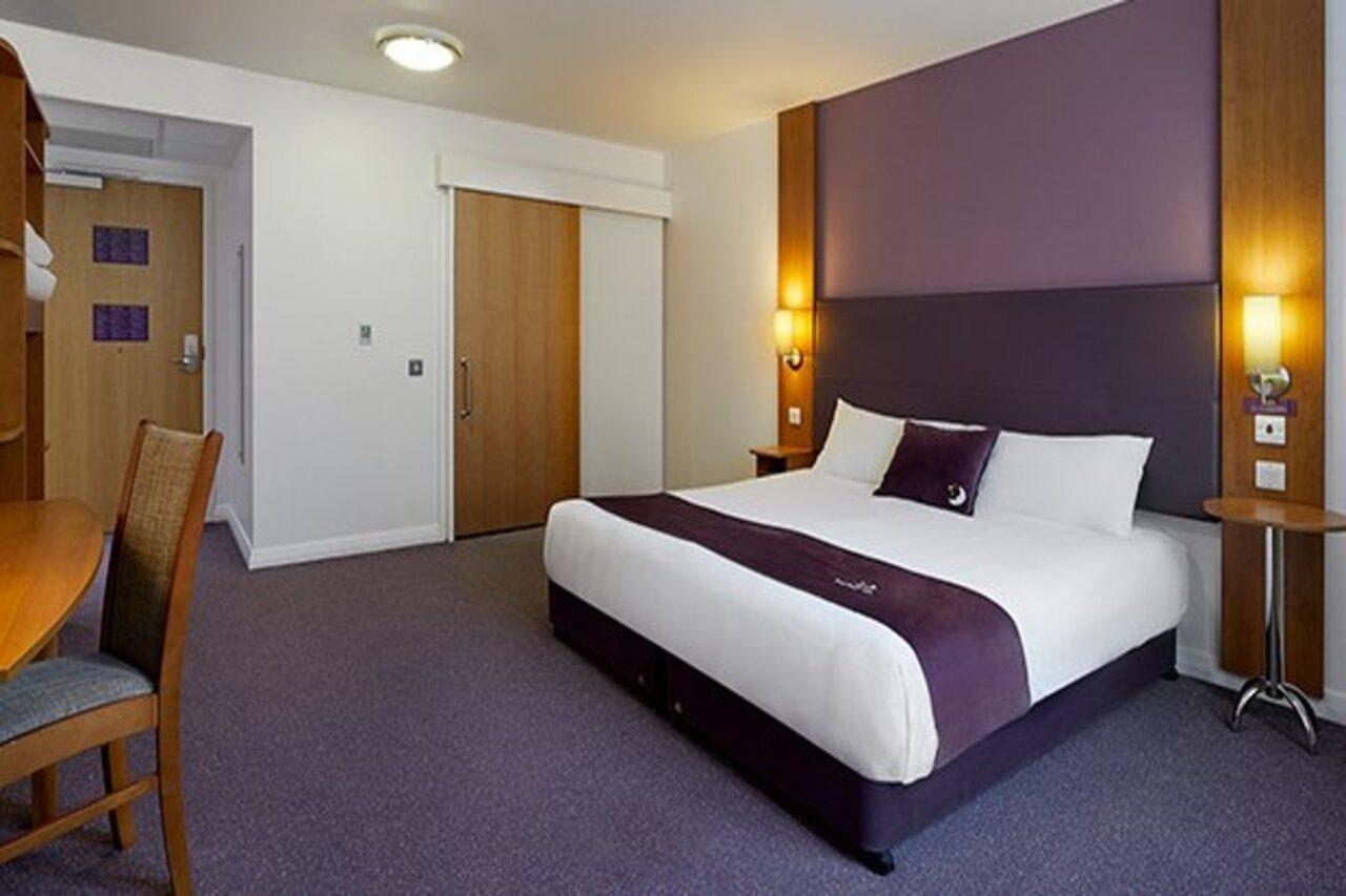 Premier Inn Inverness Centre - River Ness Buitenkant foto