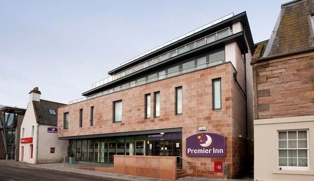 Premier Inn Inverness Centre - River Ness Buitenkant foto